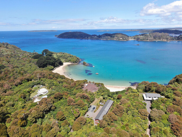 Rakiura Retreat Apartments & Motels, Stewart Island - NZ Online Travel